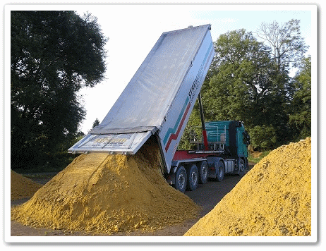 Reitsand für Reitplatz - Parkhof Enger - Zucht- und Ausbildungsstall in Westerenger Bielefeld Germany